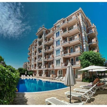 Апартаменты Casa Rossa 2 Солнечный берег Экстерьер фото