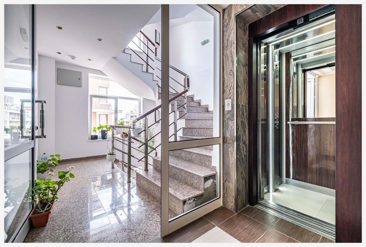 Апартаменты Casa Rossa 2 Солнечный берег Экстерьер фото